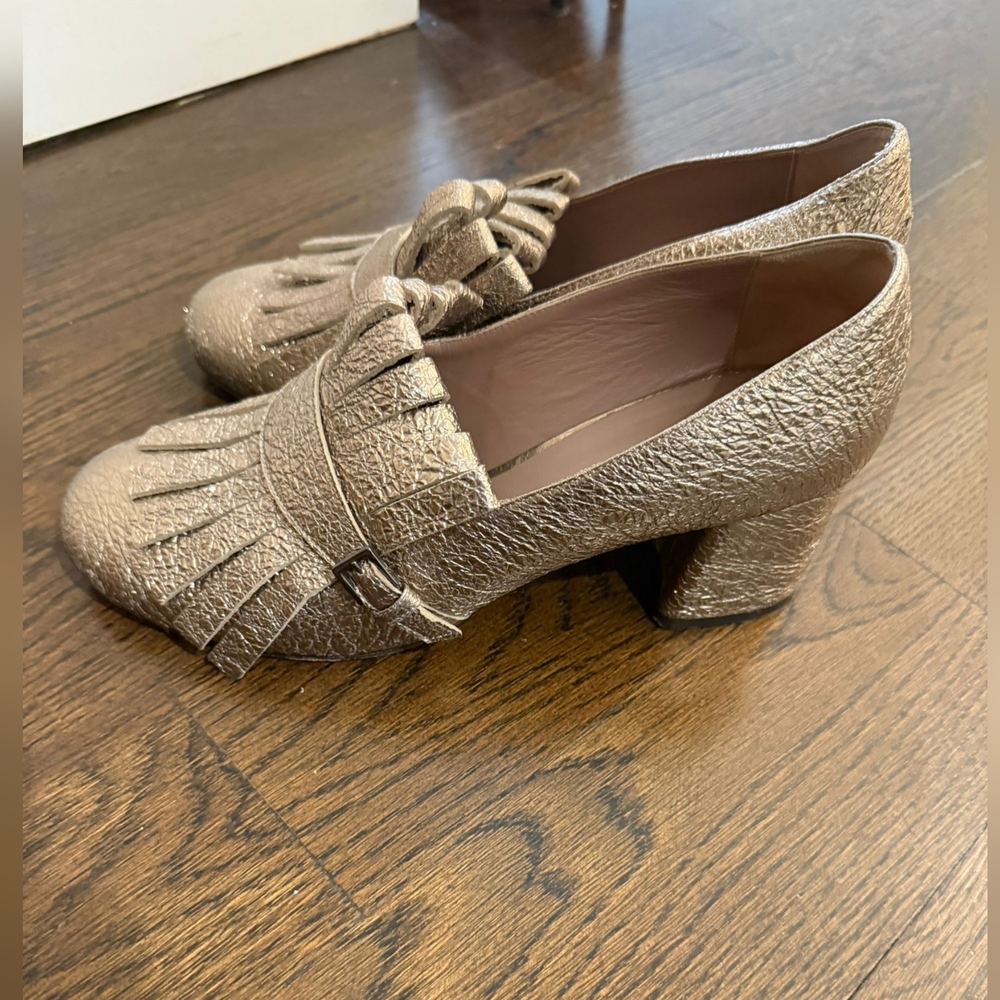M.Gemi gold spectator shoes loafer Heels Size 9